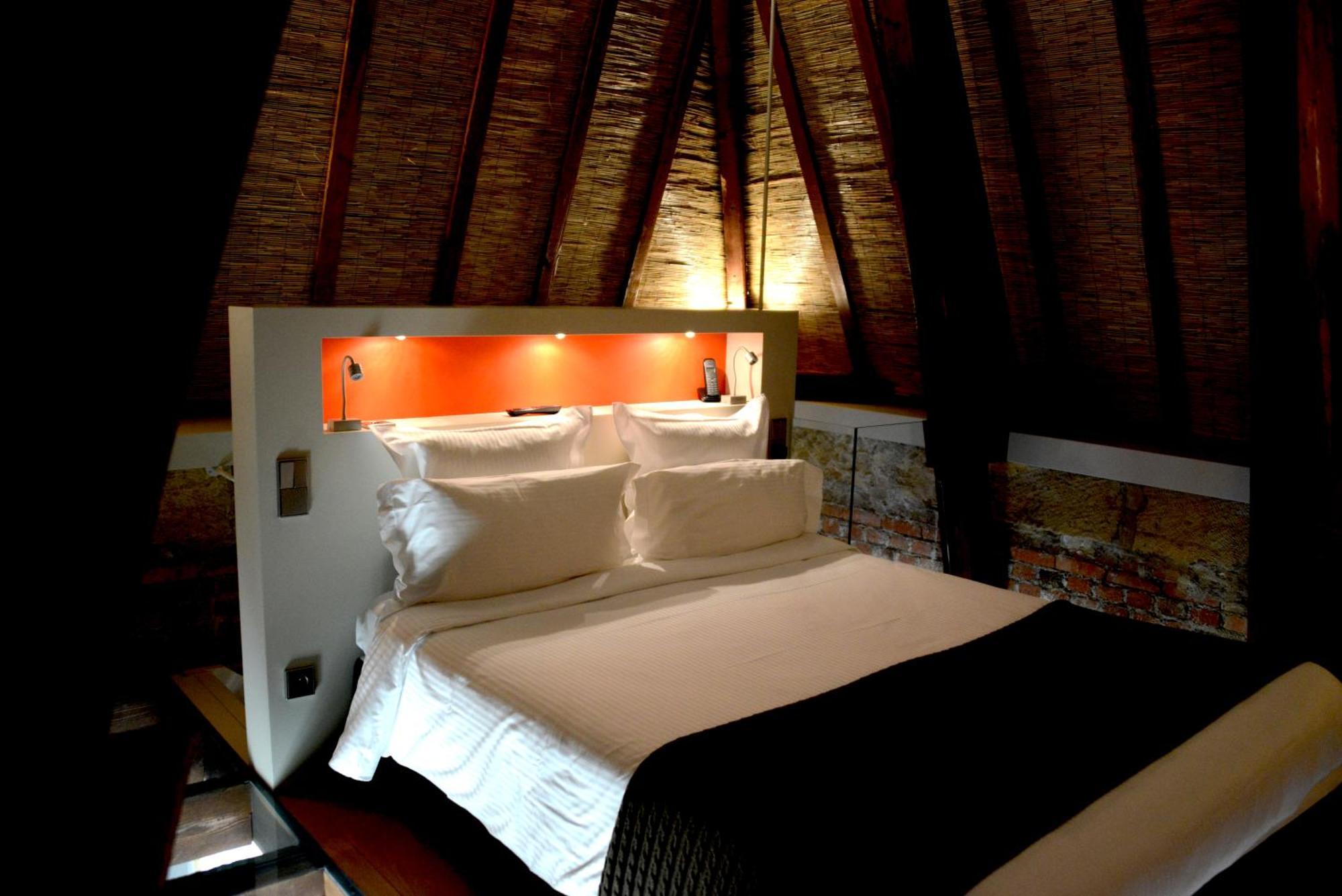 Chateau De Champlong Table Hotel **** Golf & Spa Villerest  Екстериор снимка