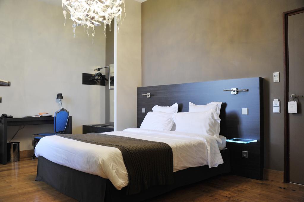 Chateau De Champlong Table Hotel **** Golf & Spa Villerest  Екстериор снимка