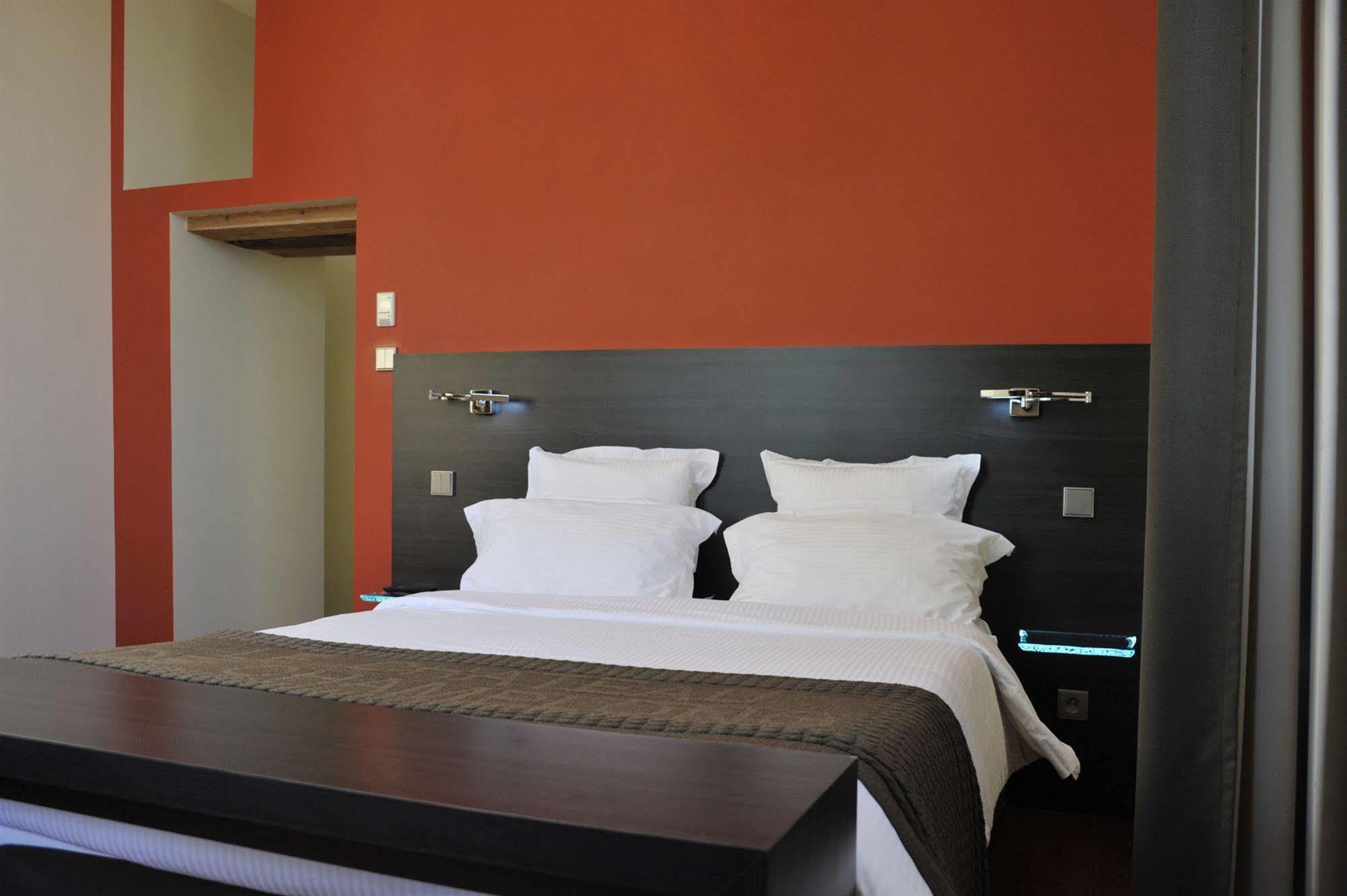 Chateau De Champlong Table Hotel **** Golf & Spa Villerest  Екстериор снимка